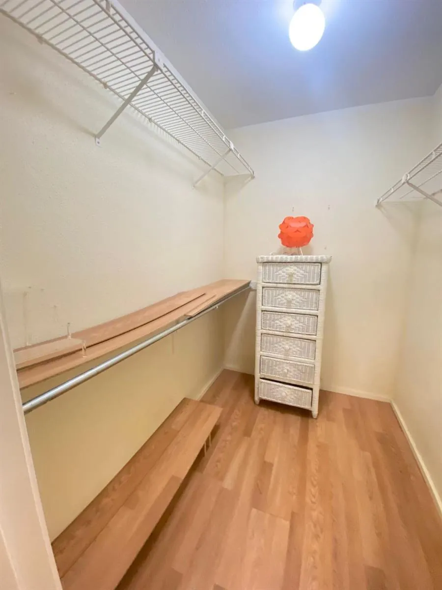 949 Riverside Drive #423 Coral Springs, FL 33071