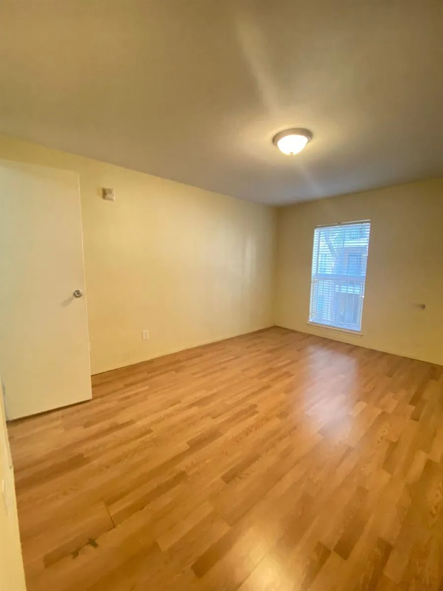 949 Riverside Drive #423 Coral Springs, FL 33071