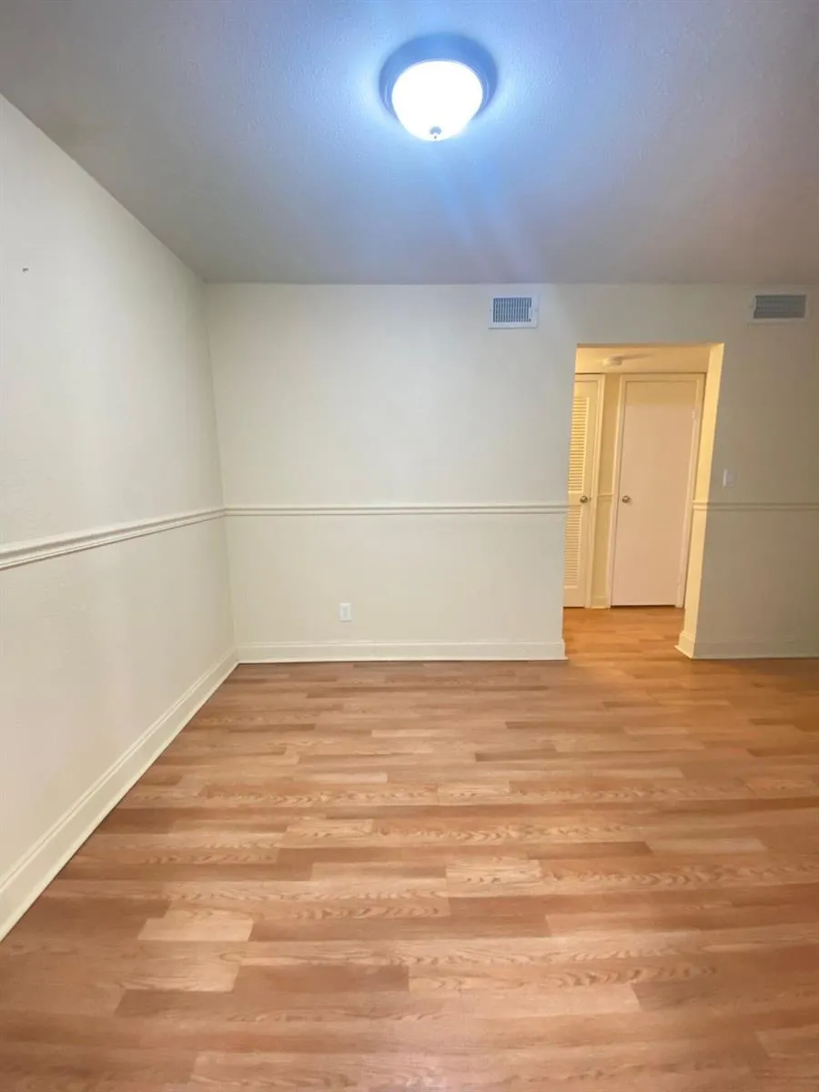 949 Riverside Drive #423 Coral Springs, FL 33071