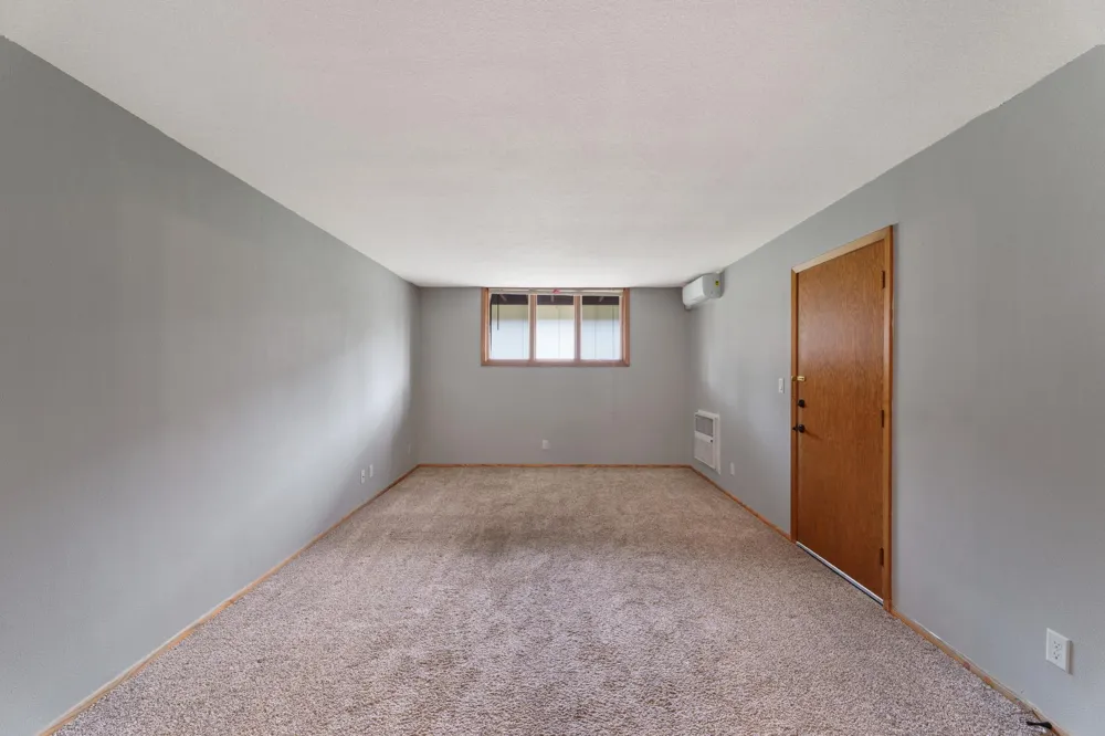 813 6th Avenue #B7 Fargo, ND 58102