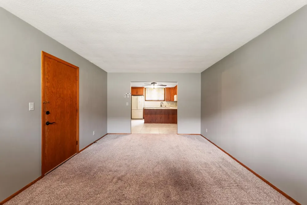 813 6th Avenue #B7 Fargo, ND 58102