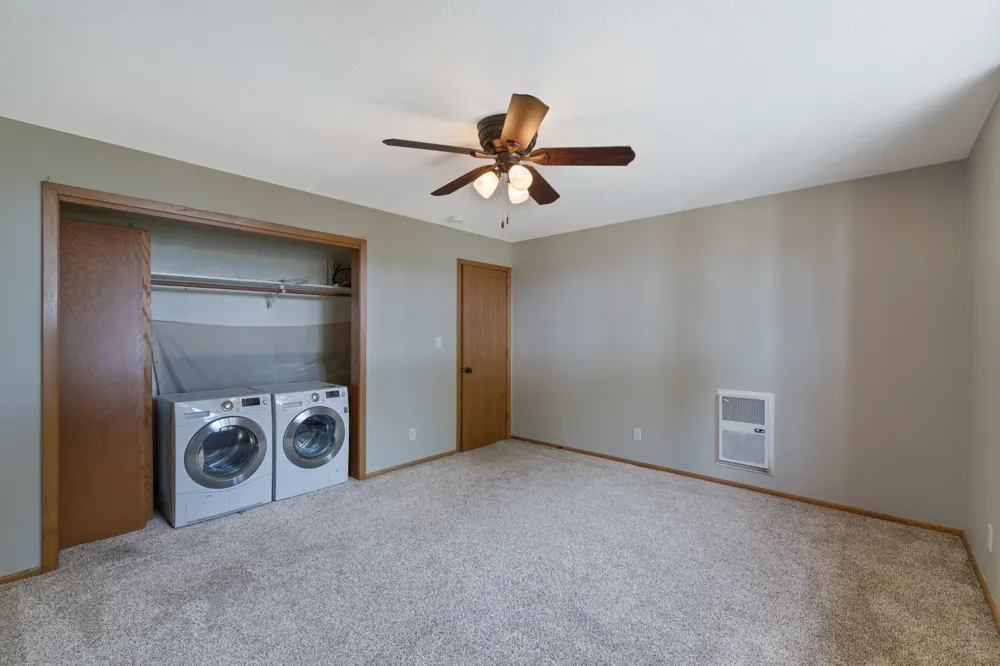 813 6th Avenue #B7 Fargo, ND 58102