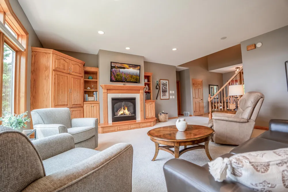 191 137th Avenue NW Spicer, MN 56288