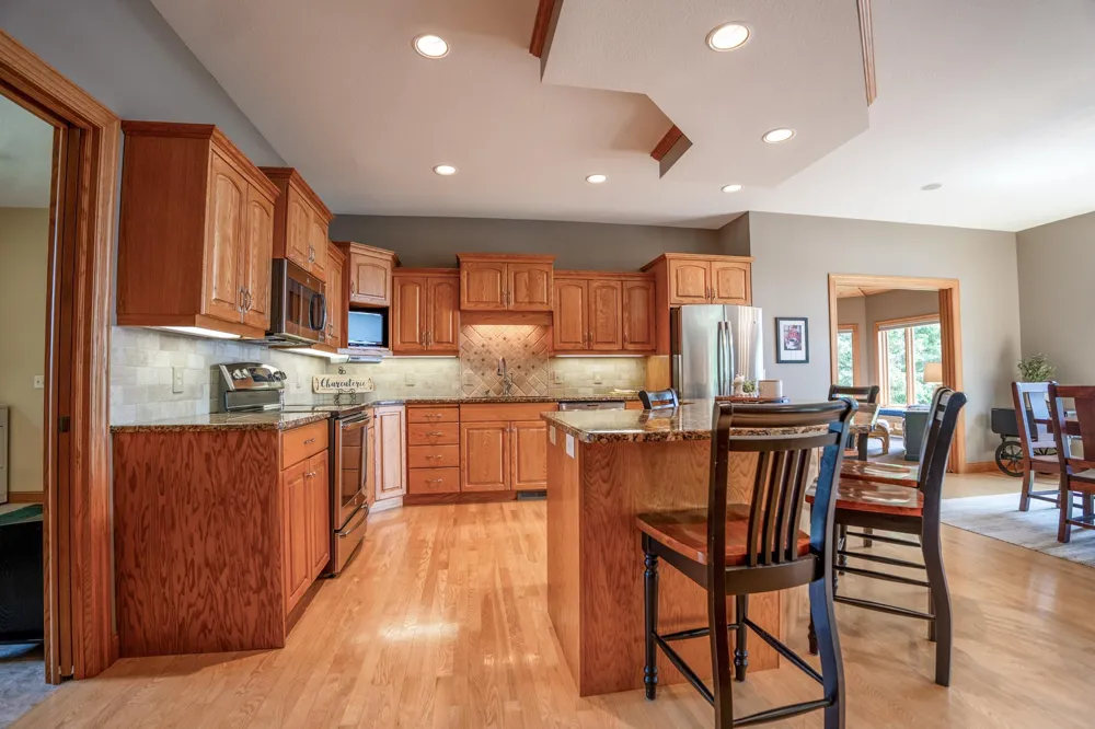 191 137th Avenue NW Spicer, MN 56288