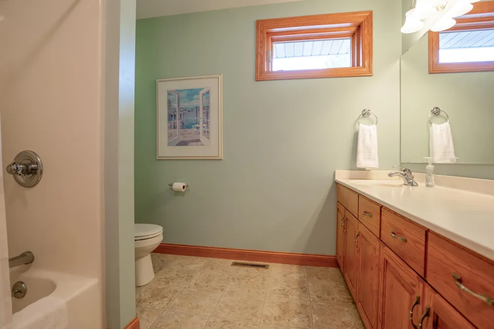 191 137th Avenue NW Spicer, MN 56288
