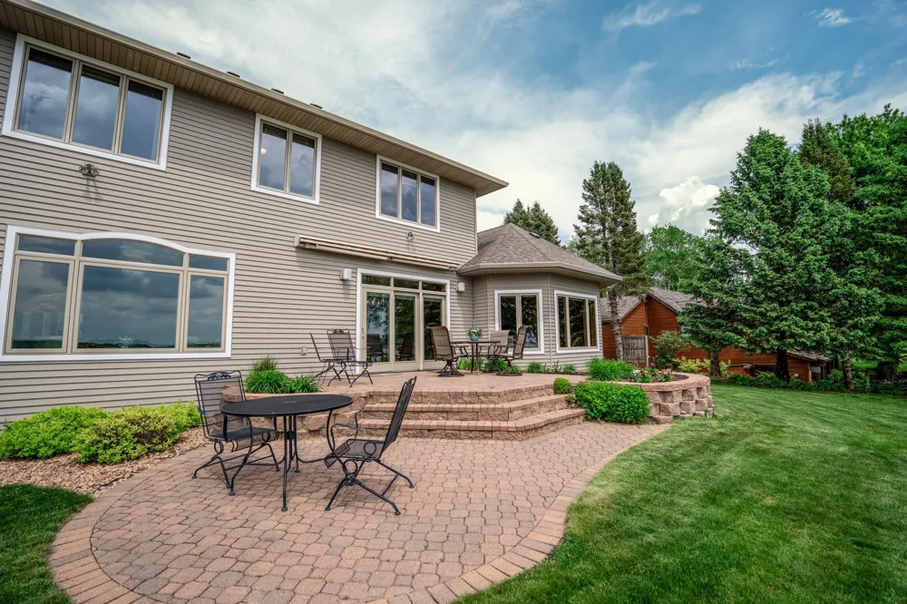 191 137th Avenue NW Spicer, MN 56288