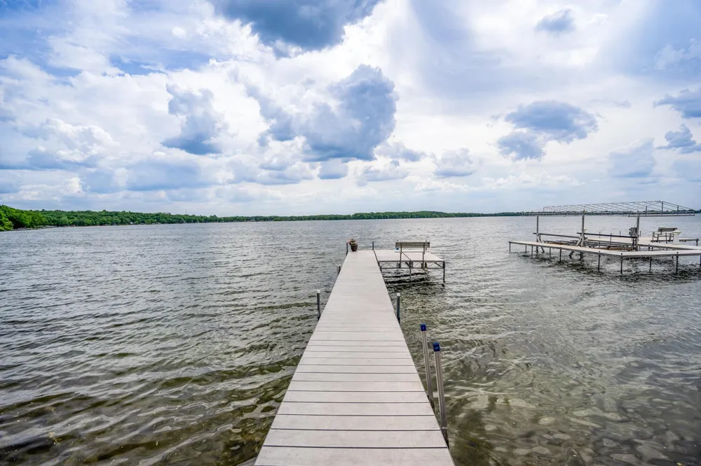 191 137th Avenue NW Spicer, MN 56288