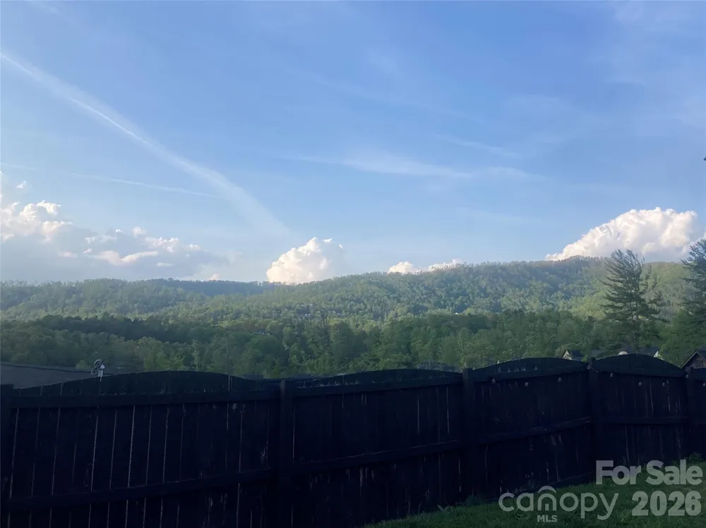 115 Water Leaf Drive Weaverville, NC 28787