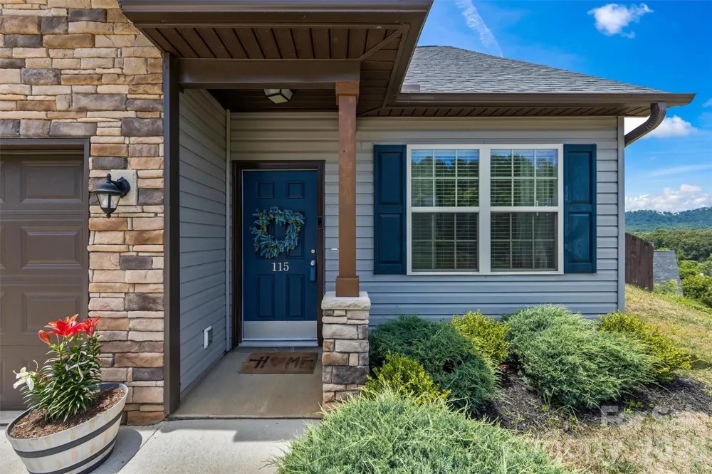 115 Water Leaf Drive Weaverville, NC 28787