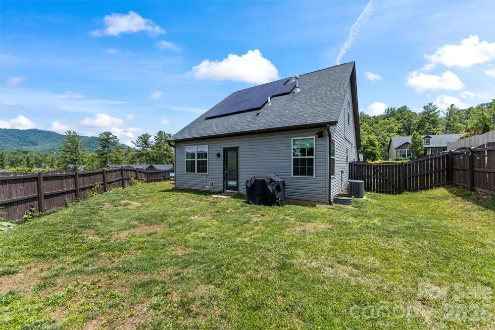 115 Water Leaf Drive Weaverville, NC 28787