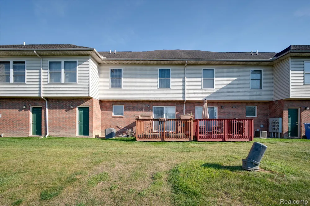 28136 Fortson Lane Inkster City, MI 48141