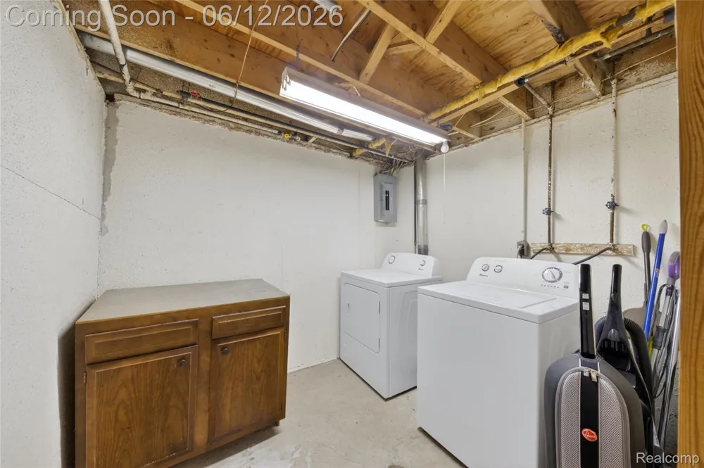 22727 Cortes Street Novi City, MI 48375