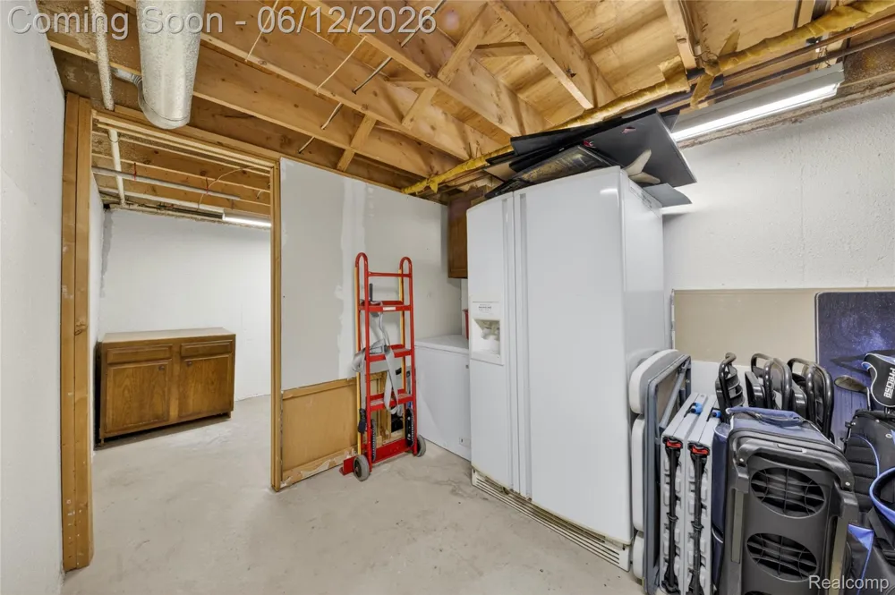 22727 Cortes Street Novi City, MI 48375
