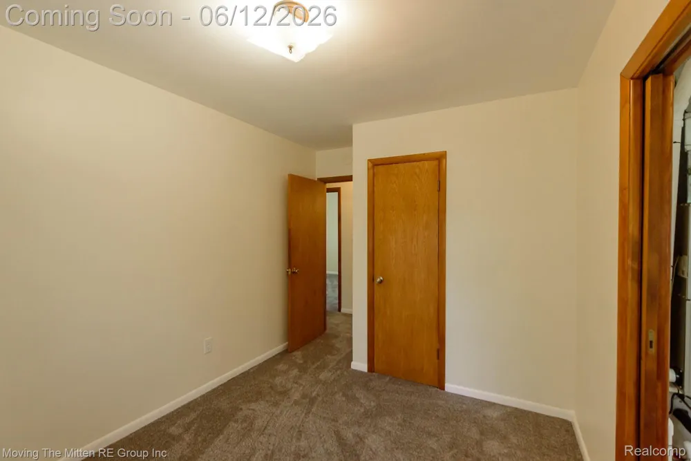 35382 Eldon Drive Brownstown Charter Township, MI 48173