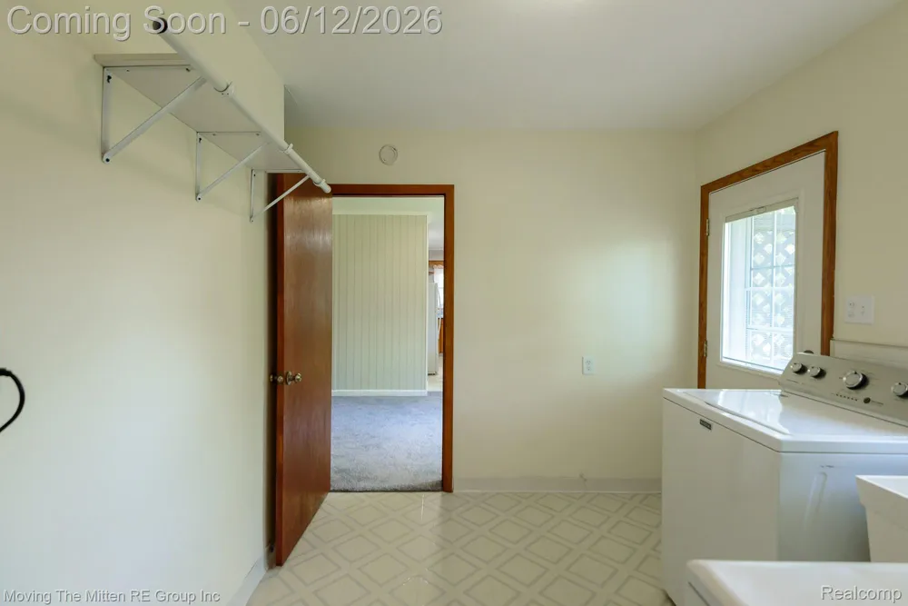 35382 Eldon Drive Brownstown Charter Township, MI 48173