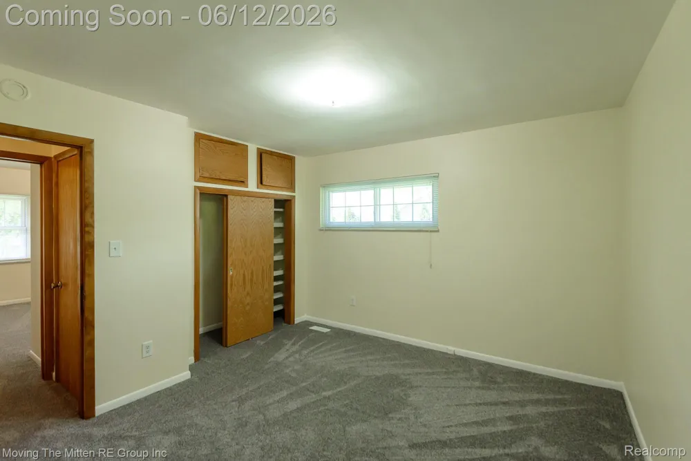35382 Eldon Drive Brownstown Charter Township, MI 48173