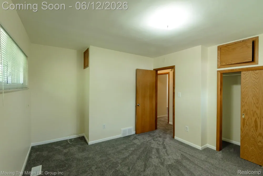 35382 Eldon Drive Brownstown Charter Township, MI 48173