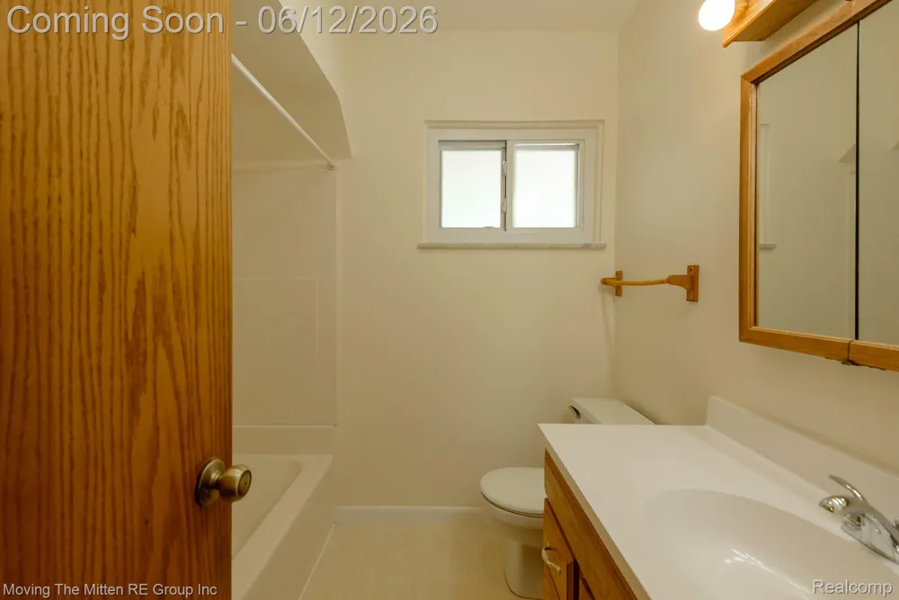 35382 Eldon Drive Brownstown Charter Township, MI 48173