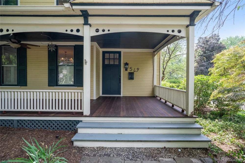 549 W Dunlap Street Northville City, MI 48167