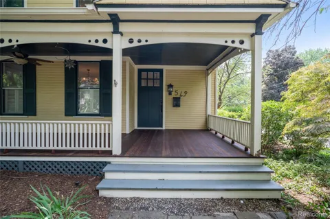 549 W Dunlap Street