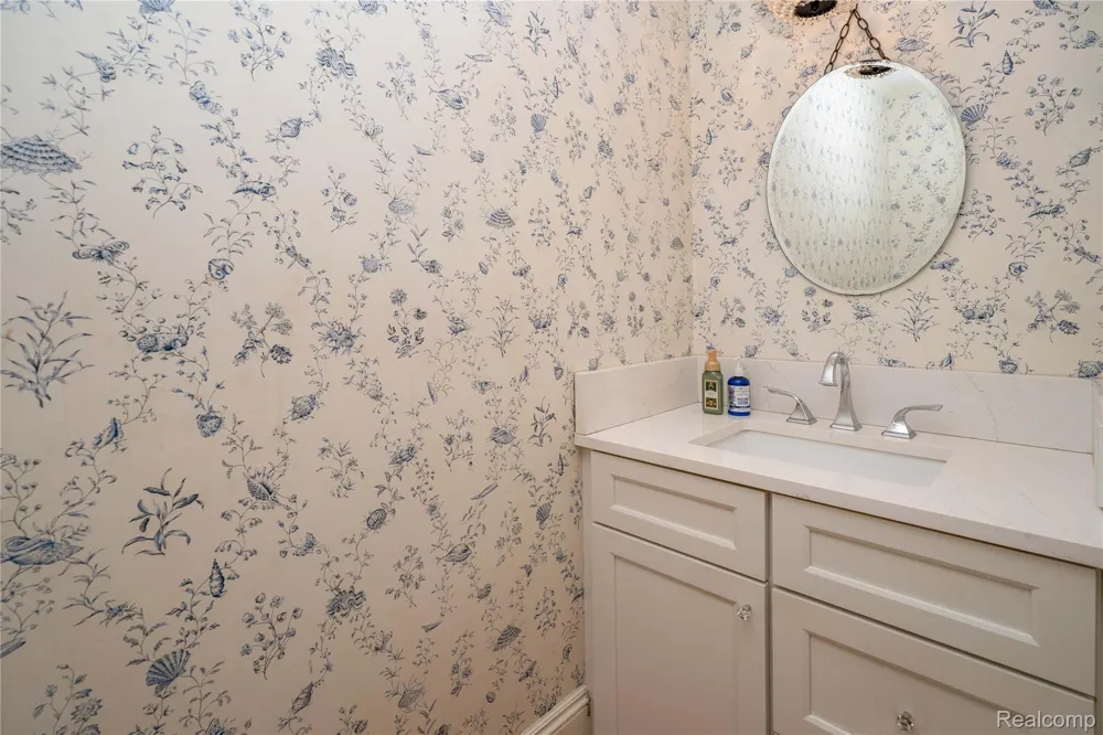 549 W Dunlap Street Northville City, MI 48167