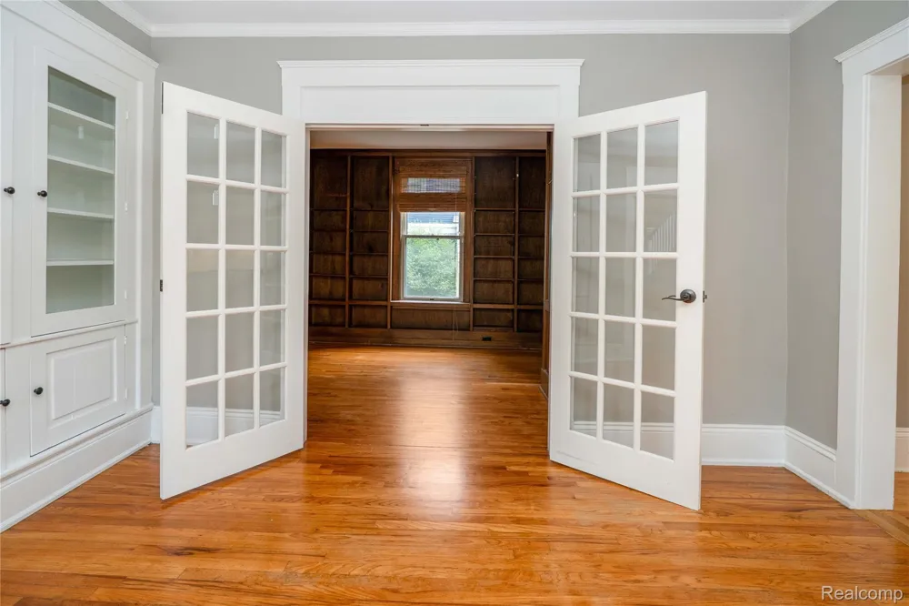 549 W Dunlap Street Northville City, MI 48167