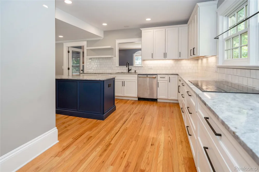 549 W Dunlap Street Northville City, MI 48167