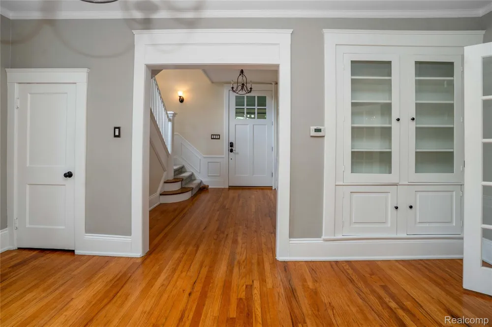 549 W Dunlap Street Northville City, MI 48167