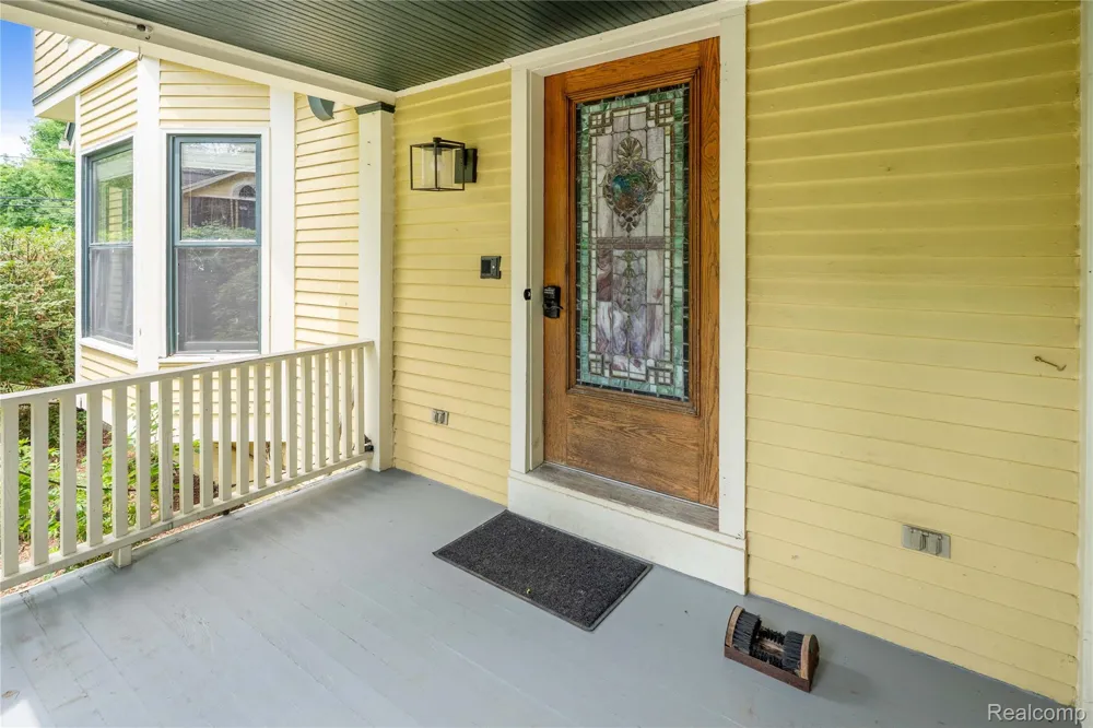 549 W Dunlap Street Northville City, MI 48167