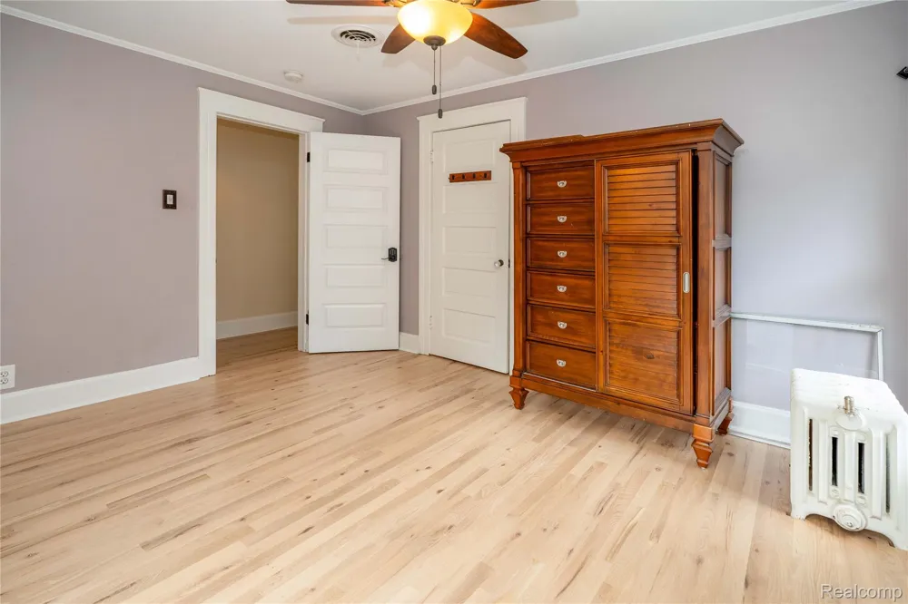 549 W Dunlap Street Northville City, MI 48167