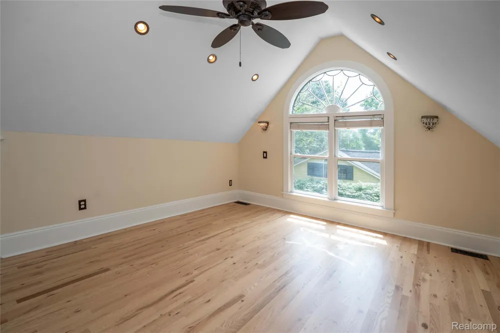 549 W Dunlap Street Northville City, MI 48167