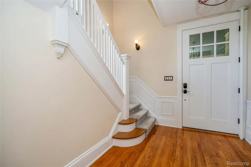 549 W Dunlap Street Northville City, MI 48167