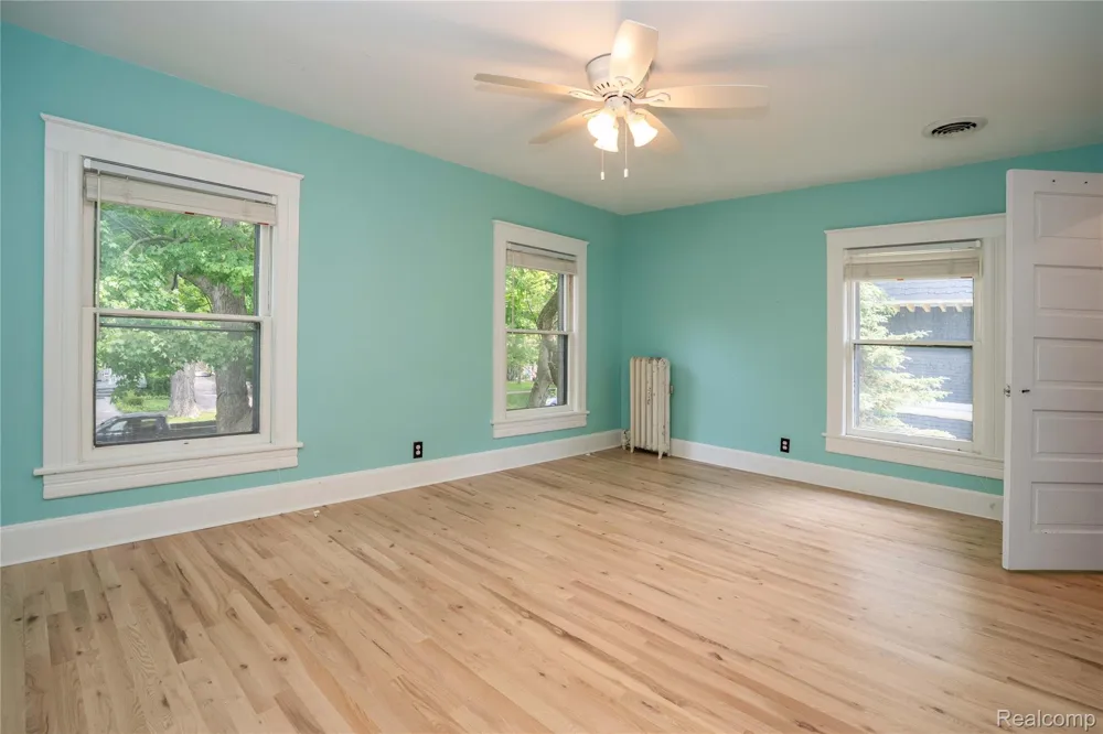 549 W Dunlap Street Northville City, MI 48167