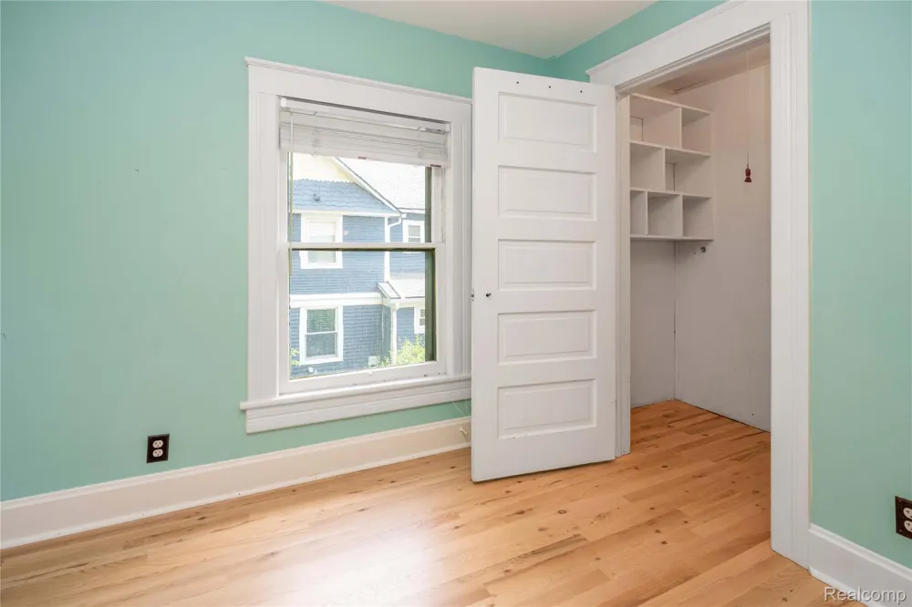 549 W Dunlap Street Northville City, MI 48167