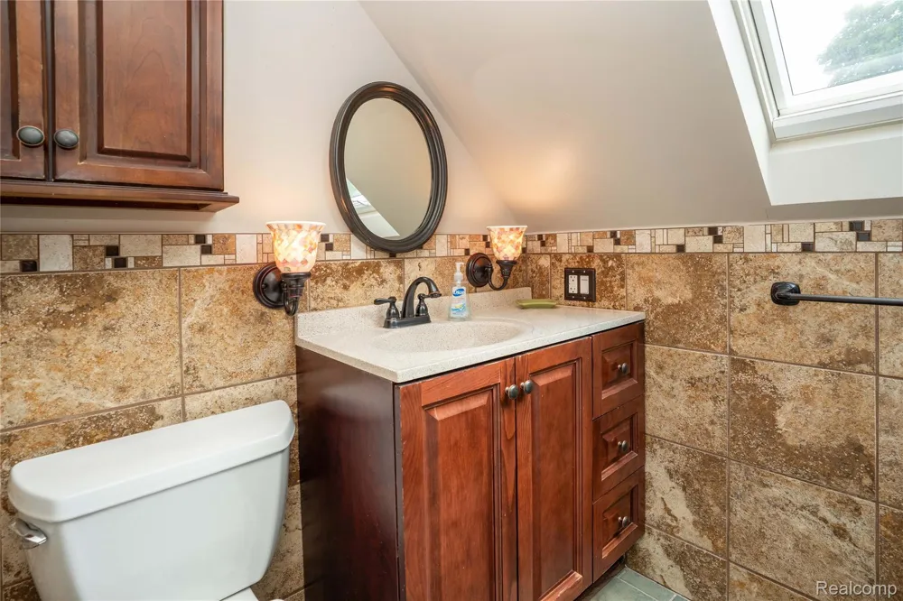 549 W Dunlap Street Northville City, MI 48167