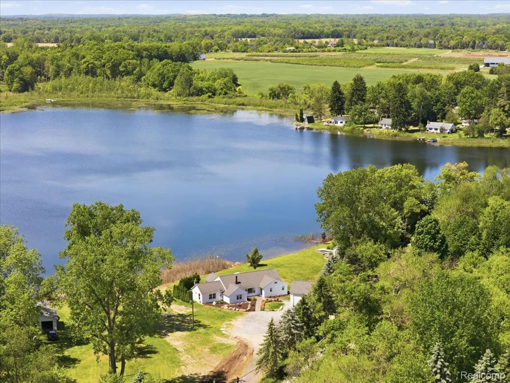68991 Mound Road Washington Township, MI 48095