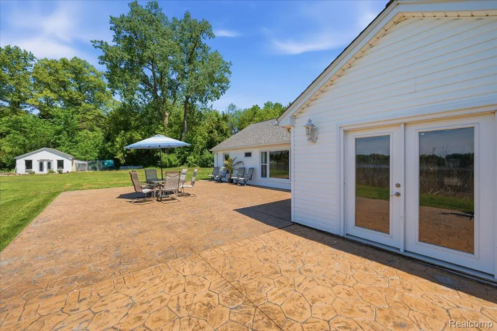 68991 Mound Road Washington Township, MI 48095