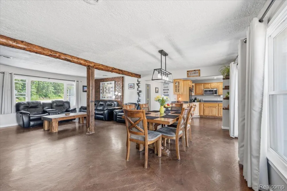 68991 Mound Road Washington Township, MI 48095
