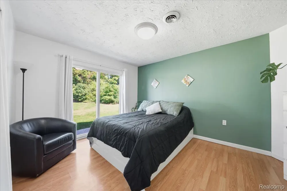 68991 Mound Road Washington Township, MI 48095