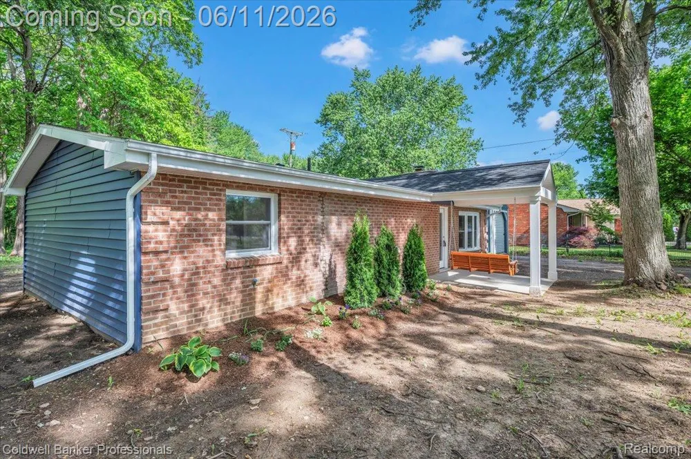 76107 Van Dyke Road Bruce Township, MI 48065