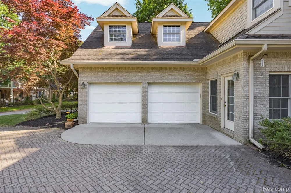 905 Spring Drive Northville Township, MI 48167