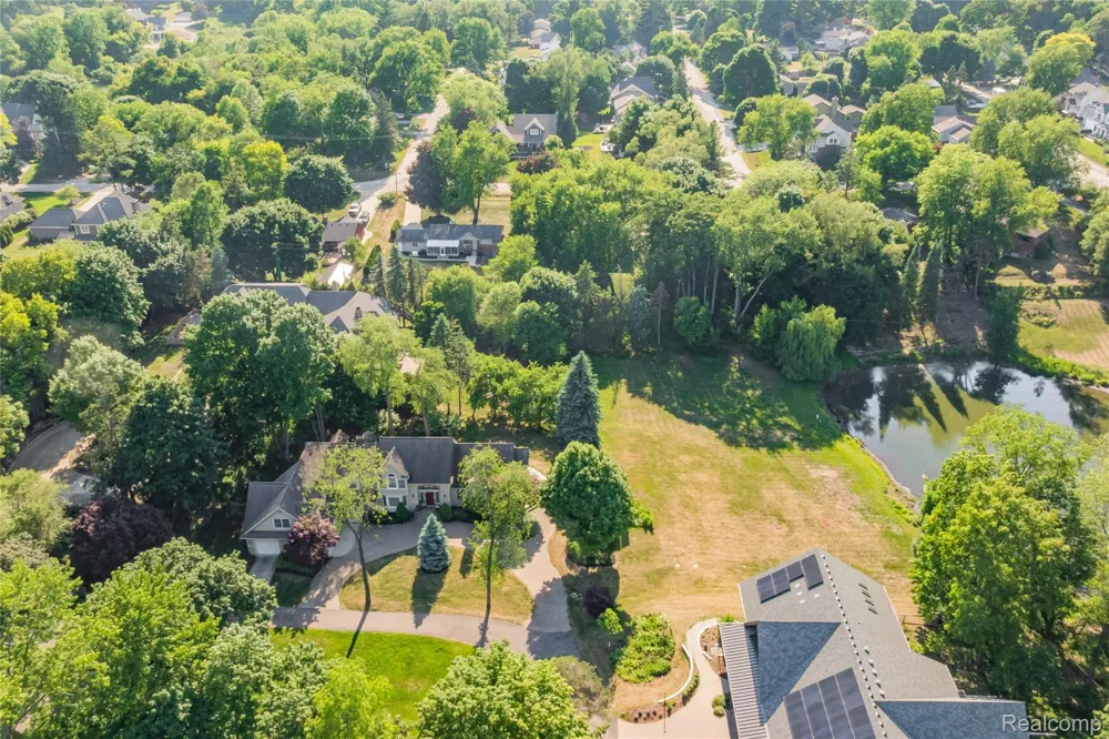905 Spring Drive Northville Township, MI 48167