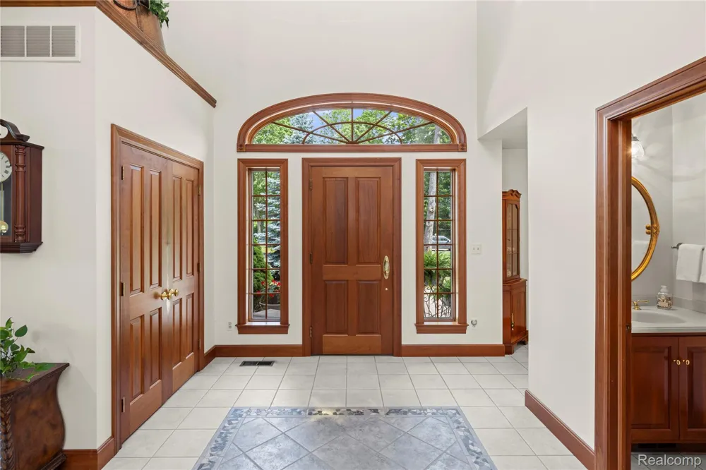 905 Spring Drive Northville Township, MI 48167