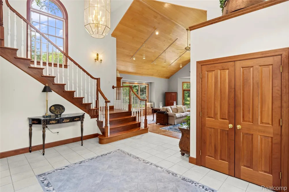 905 Spring Drive Northville Township, MI 48167
