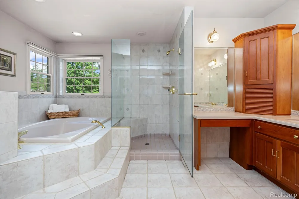 905 Spring Drive Northville Township, MI 48167