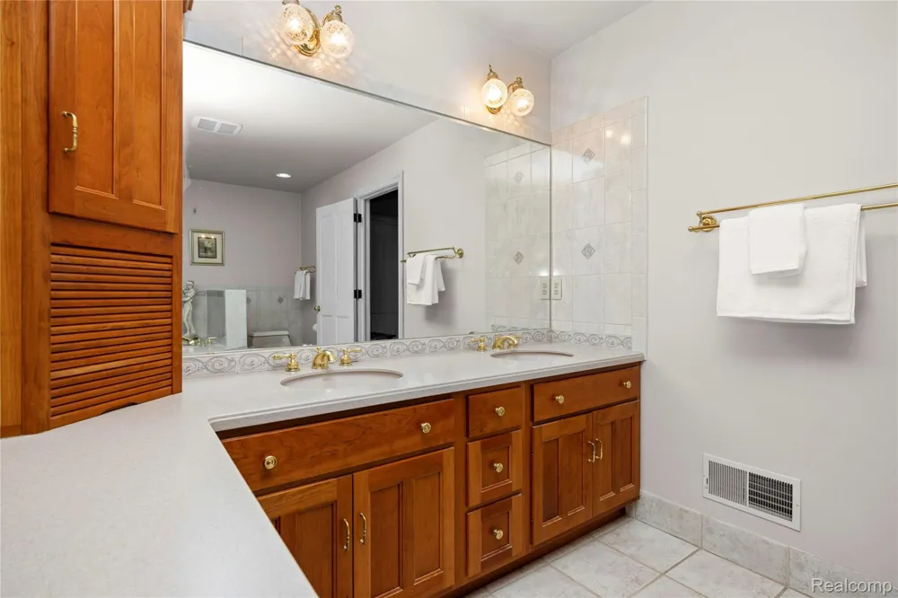 905 Spring Drive Northville Township, MI 48167