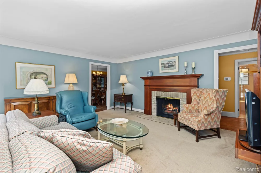 905 Spring Drive Northville Township, MI 48167