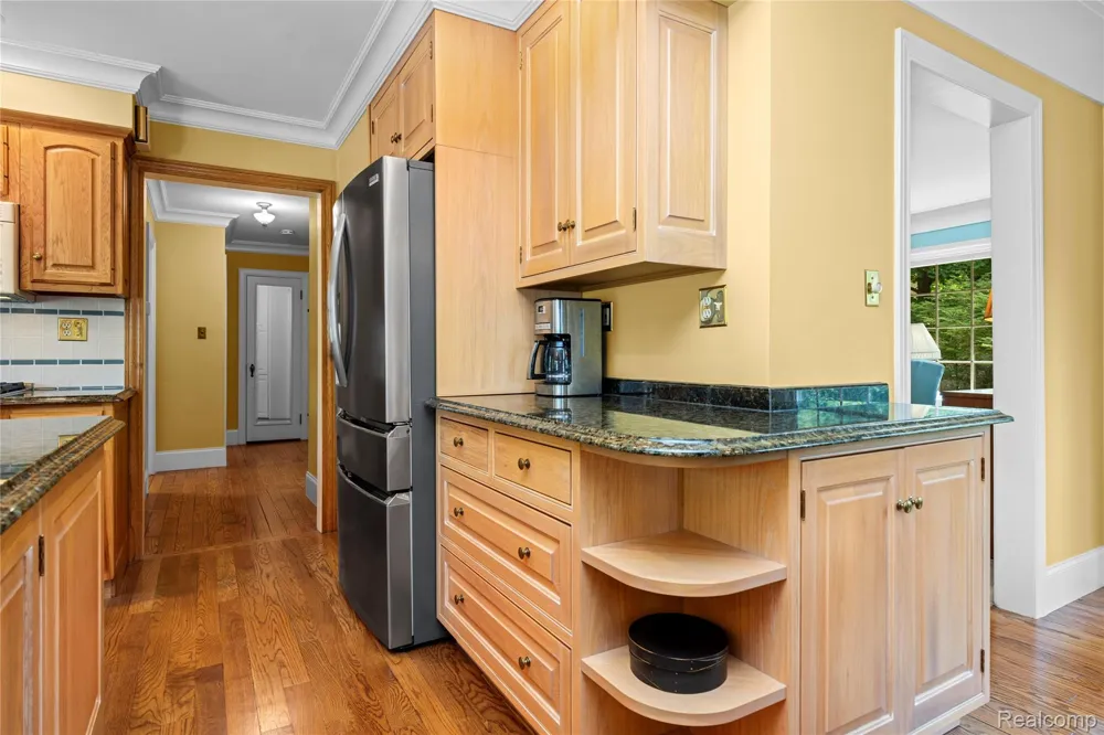 905 Spring Drive Northville Township, MI 48167