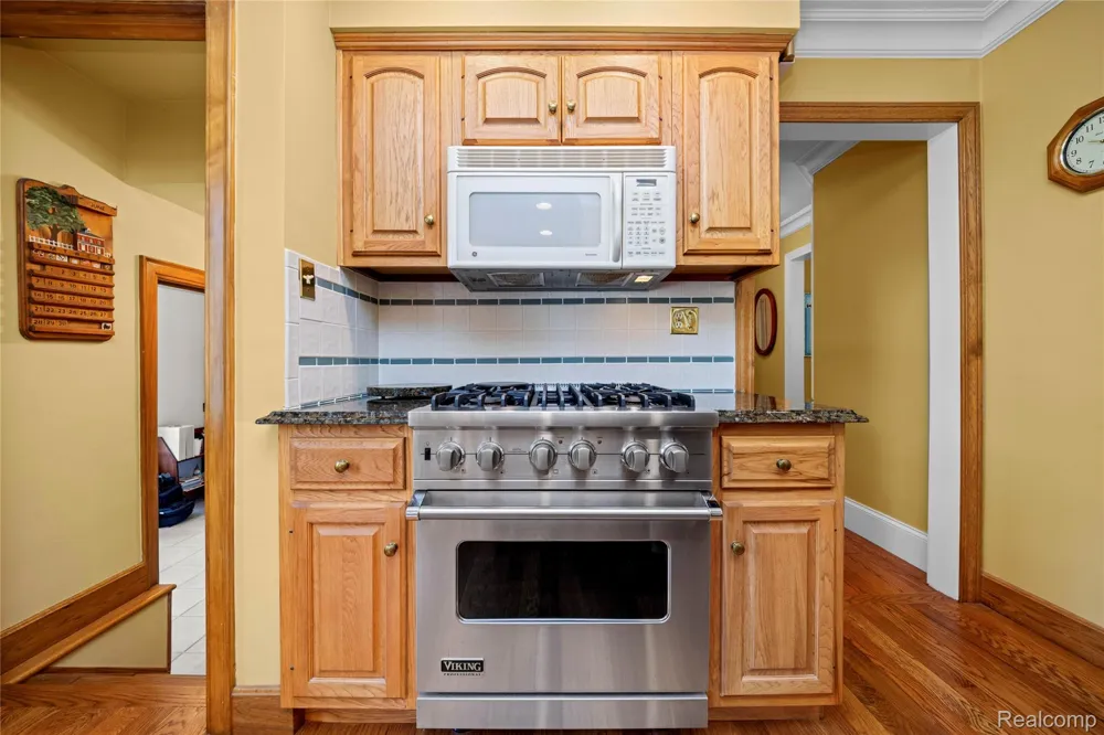 905 Spring Drive Northville Township, MI 48167