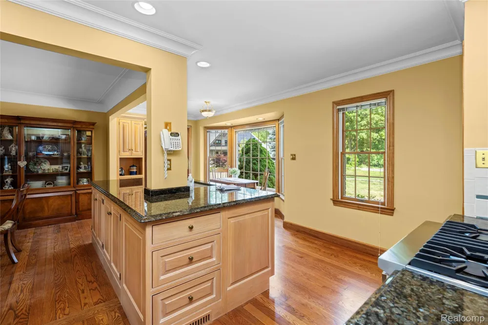 905 Spring Drive Northville Township, MI 48167